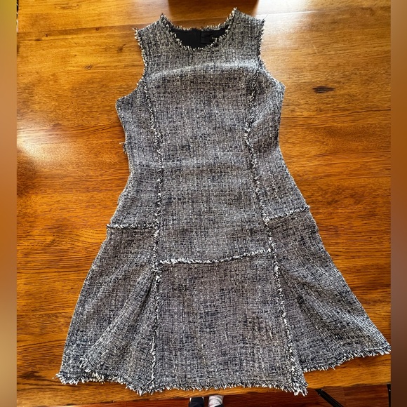 ⭐️ Banana Republic Tweed Fit and Flare Dress Size 4 - Picture 12 of 16